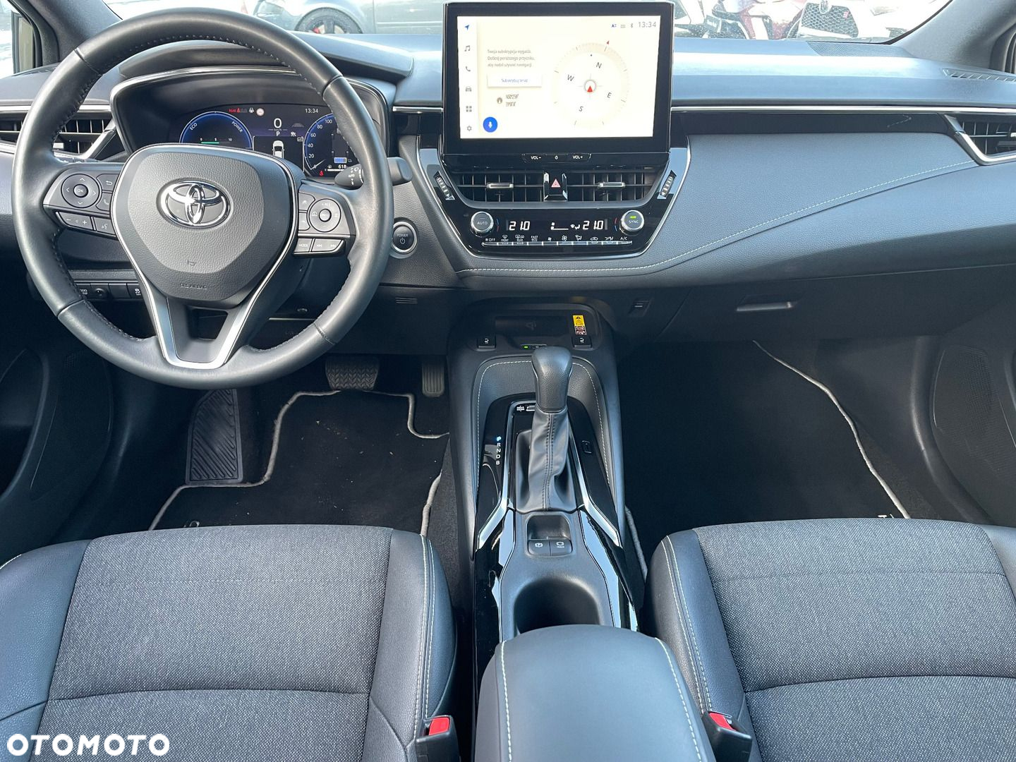 Toyota Corolla - 13
