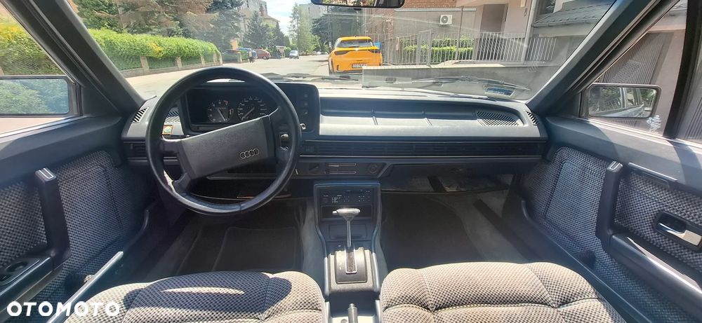 Audi 200 - 31