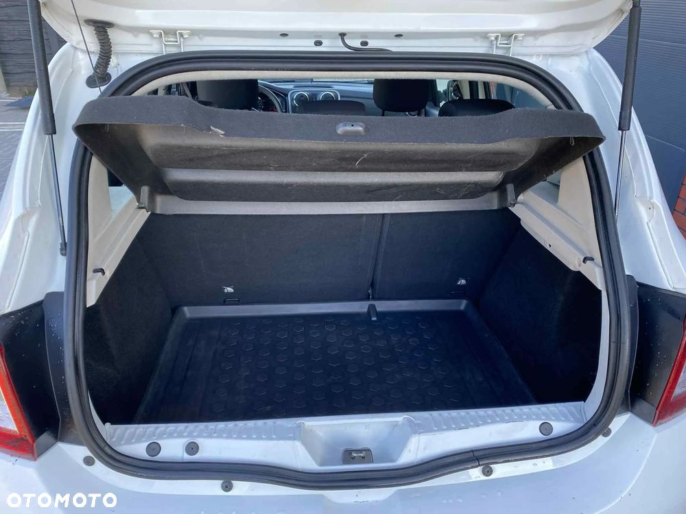 Dacia Sandero TCe 90 Laureate - 25