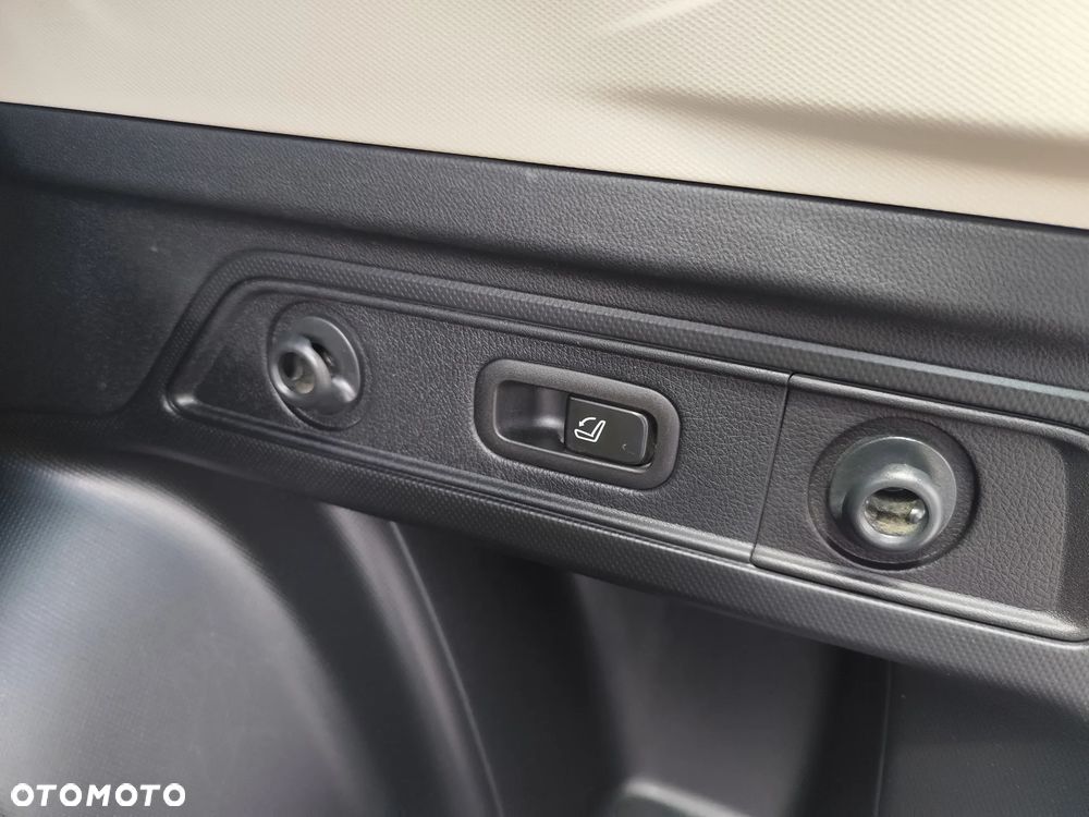 Subaru Forester ver-2-0-i-exclusive-special-eyesight-lineartronic - 37