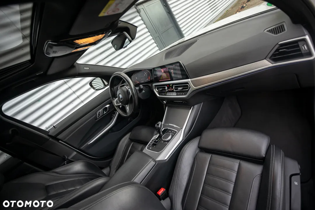 BMW Seria 3 320d xDrive M Sport Shadow - 20
