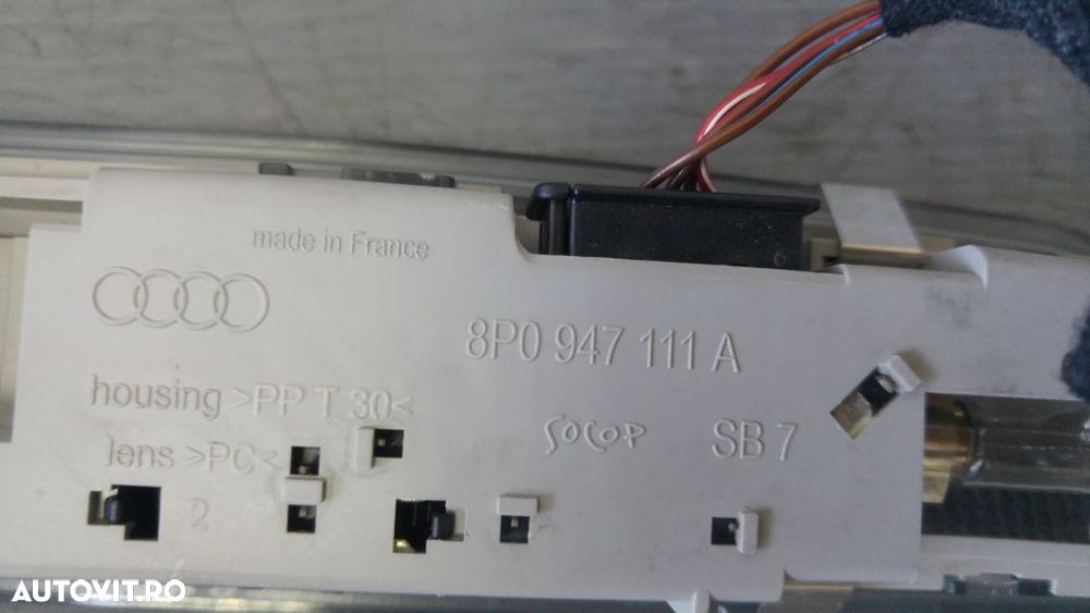 plafoniera interior pasageri audi a4 b6 b7 8e0947111a - 2