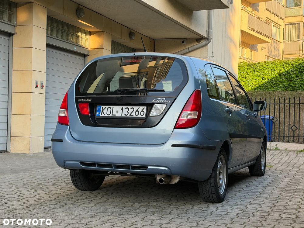 Suzuki Liana - 4