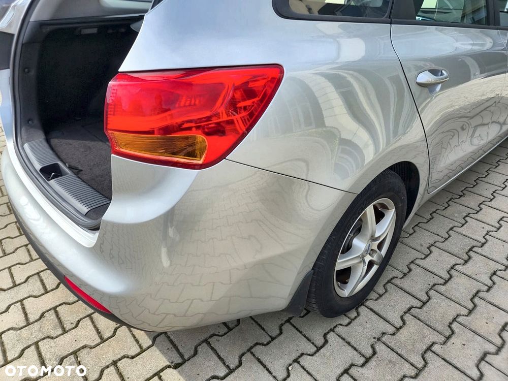 Kia Ceed - 4
