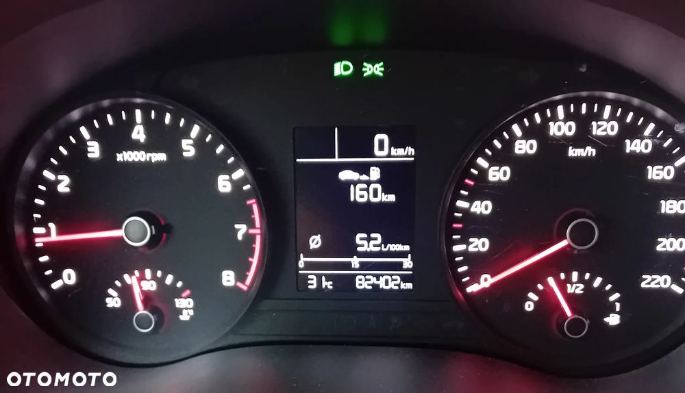 Kia Rio 1.2 L - 5