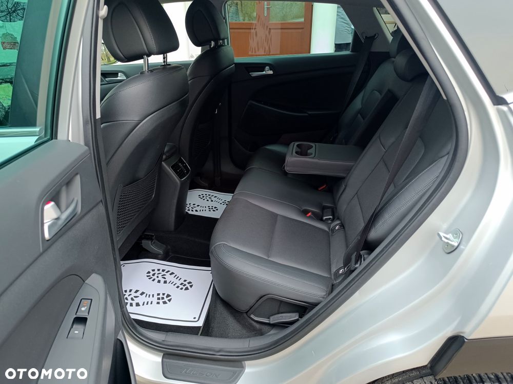 Hyundai Tucson 1.7 CRDI BlueDrive GO 2WD - 35