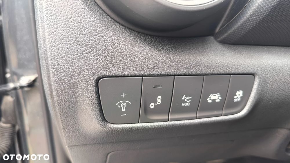 Hyundai Kona 1.6 T-GDI Premium 4WD DCT - 18