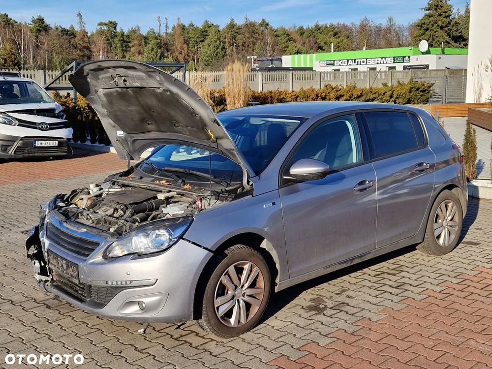 Peugeot 308 1.2 PureTech Allure S&S - 10
