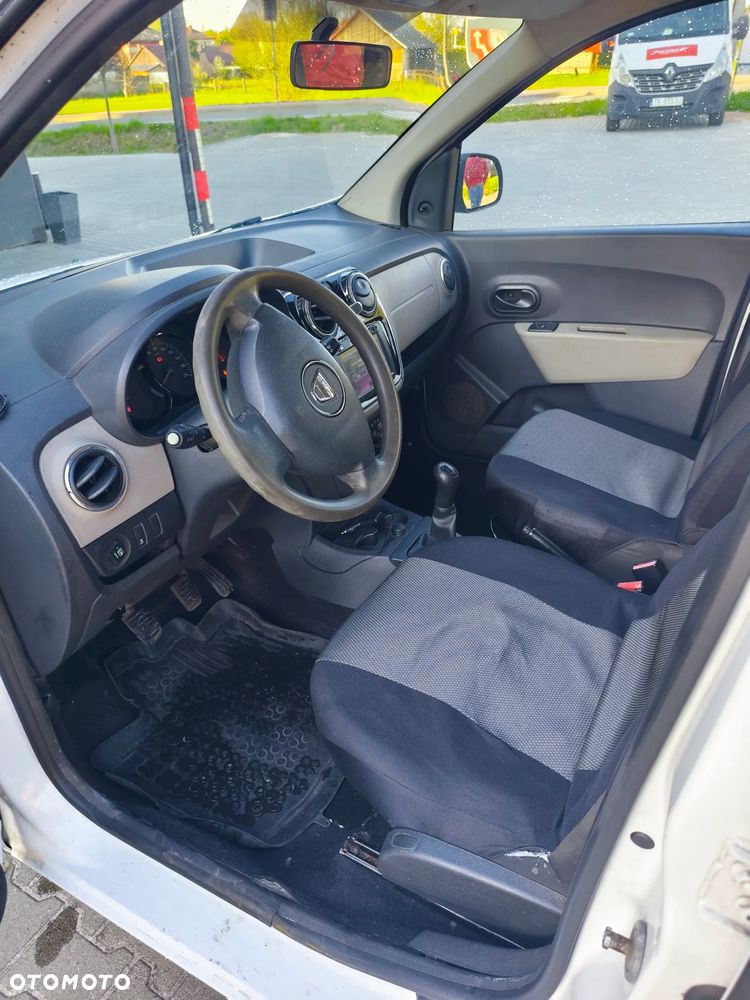 Dacia Lodgy 1.6 SCe Ambiance S&S - 11