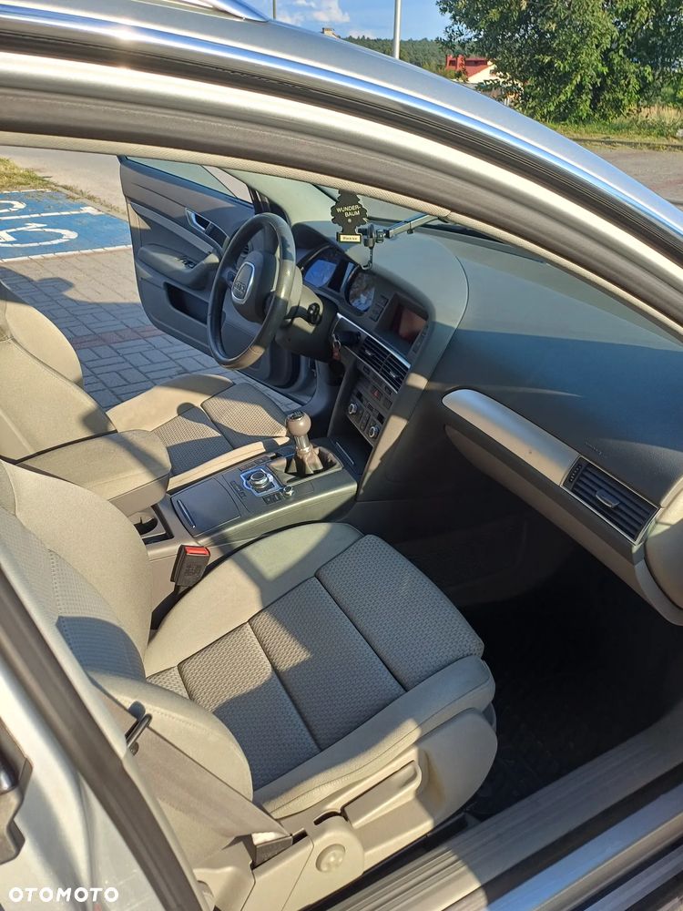 Audi A6 Avant 2.0T FSI - 9