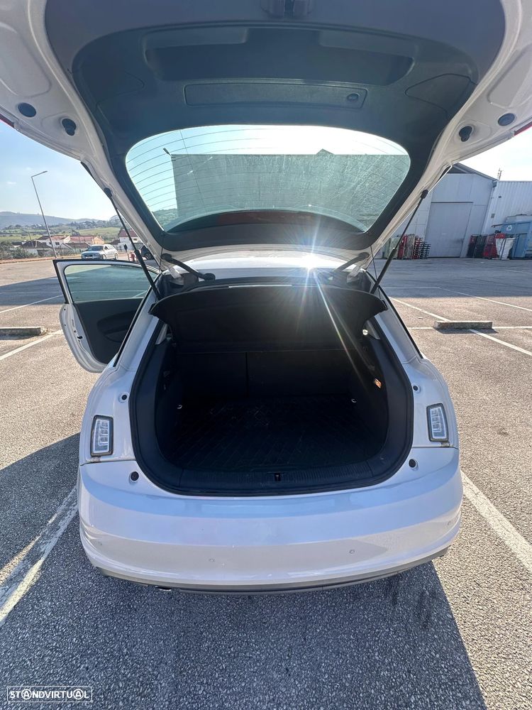 Audi A1 1.6 TDI Sport Edition S-line - 7