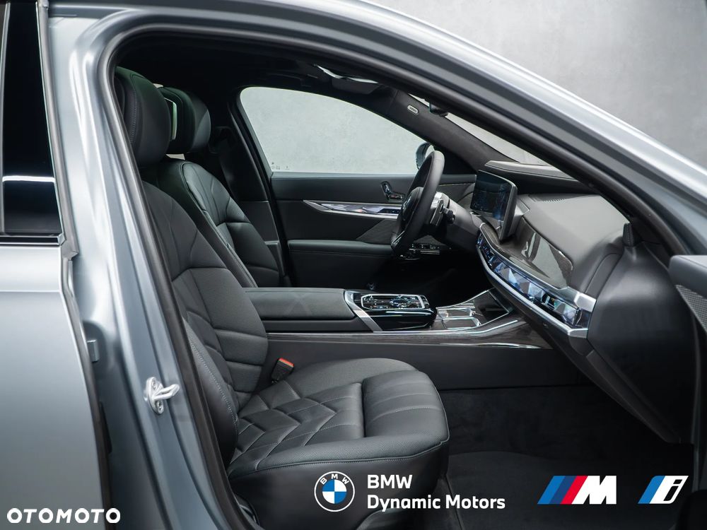 BMW Seria 7 740d xDrive - 21