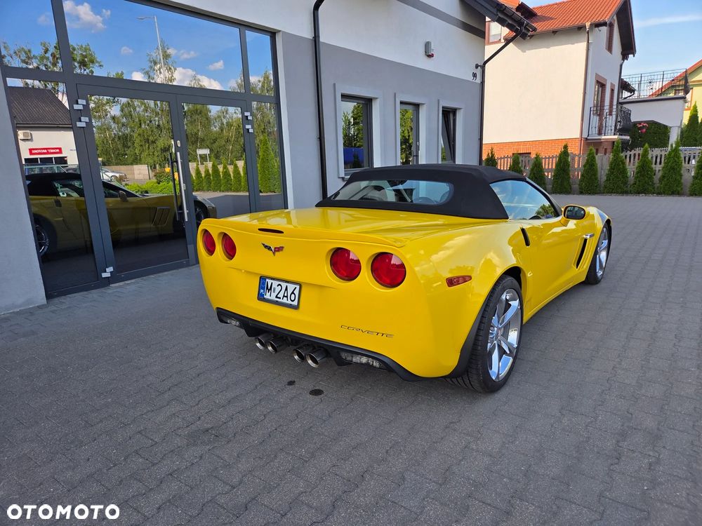 Chevrolet Corvette - 16