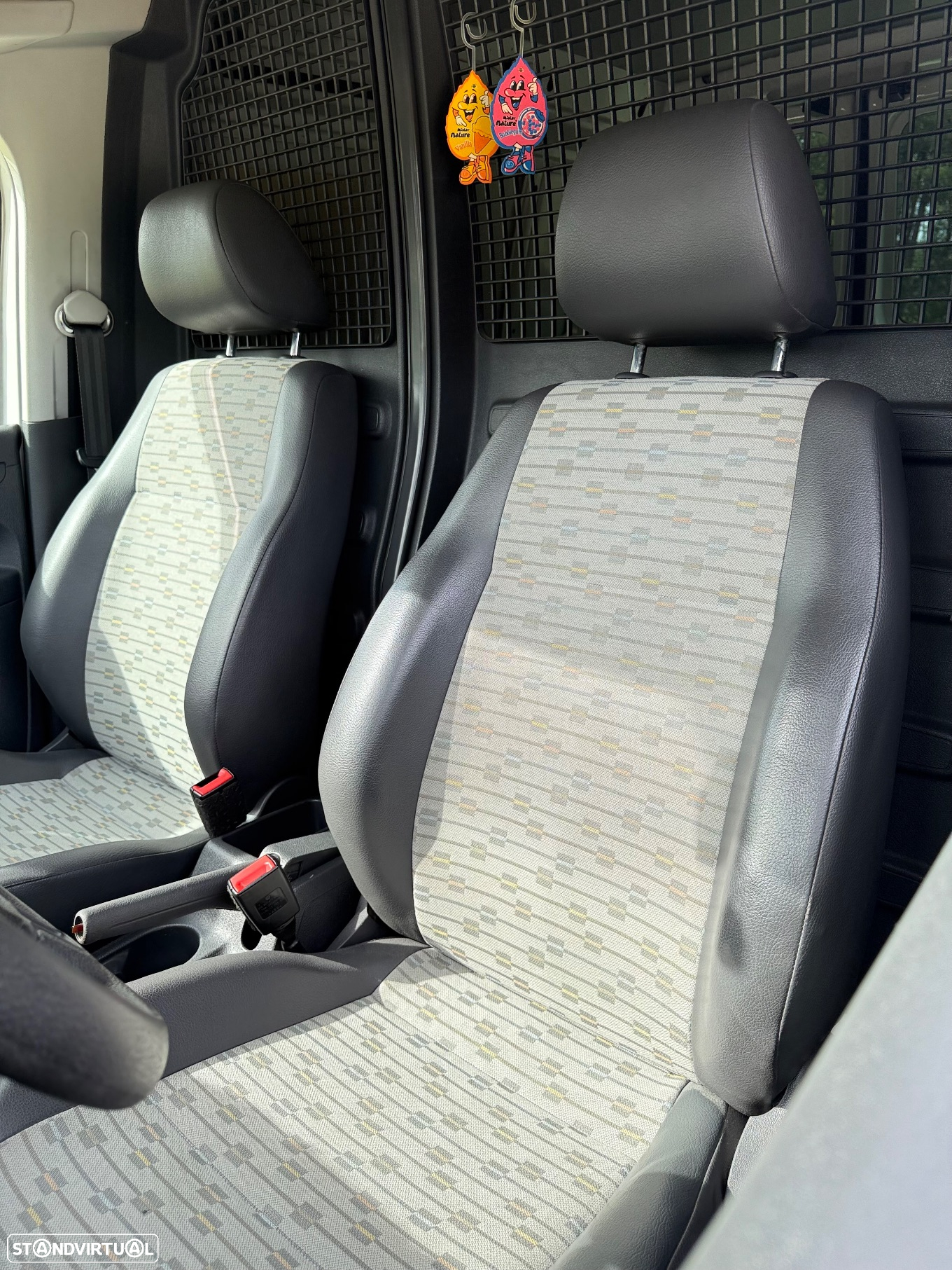 VW Caddy 1.6 TDi Extra AC BlueMotion - 7