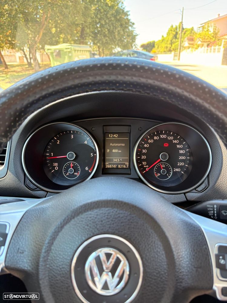 VW Golf 2.0 TDi Confortline - 17
