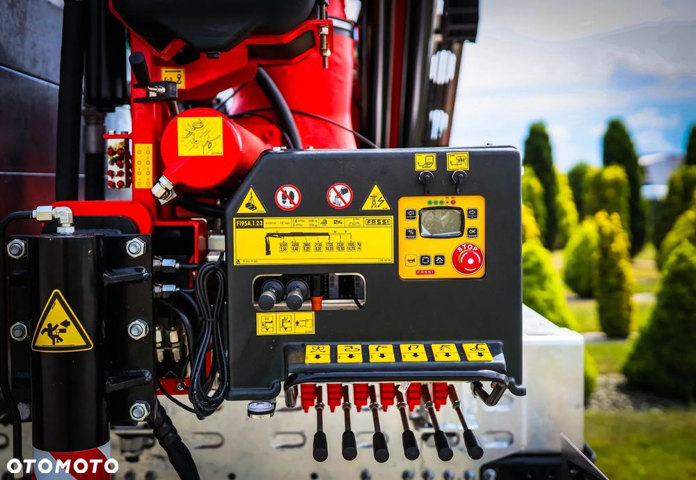 MAN TGS 33.480 6X4 BL CH Żuraw FASSI F195A.1.23 + skrzynia - 7