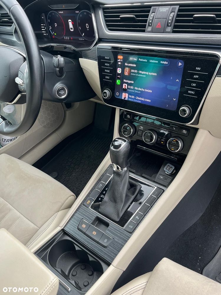 Skoda Superb 2.0 TDI SCR Style DSG - 5