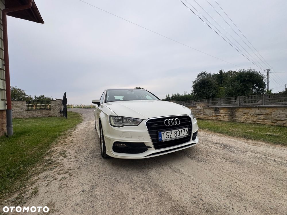 Audi A3 Sportback 2.0 TDI quattro S line Sportpaket - 2