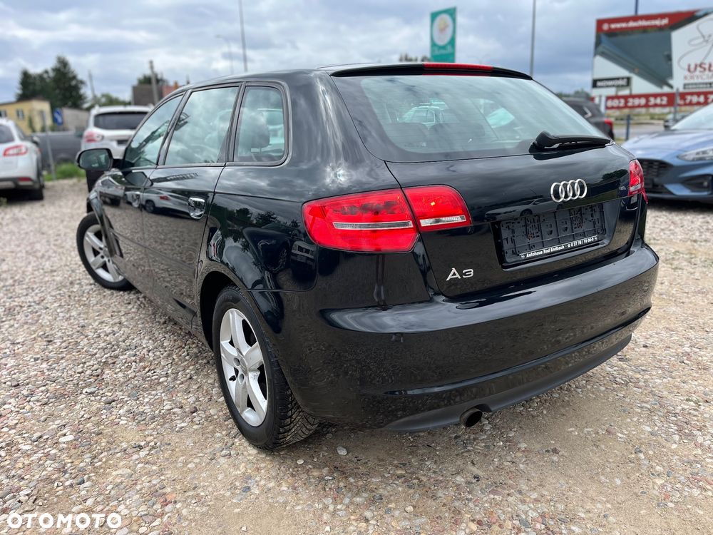 Audi A3 Sportback 1.6 Attraction - 29