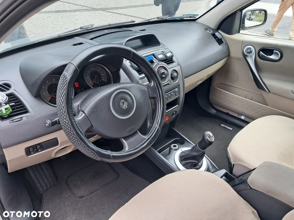 Renault Megane - 18