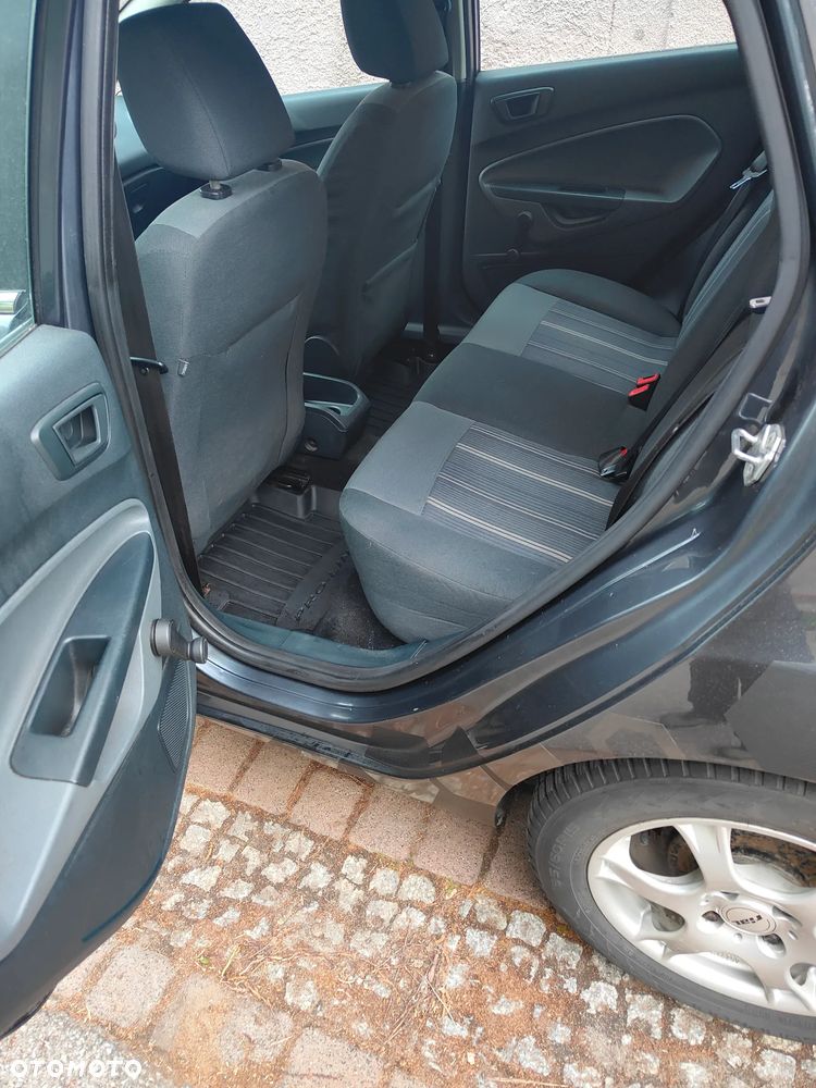 Ford Fiesta 1.4 TDCI - 12