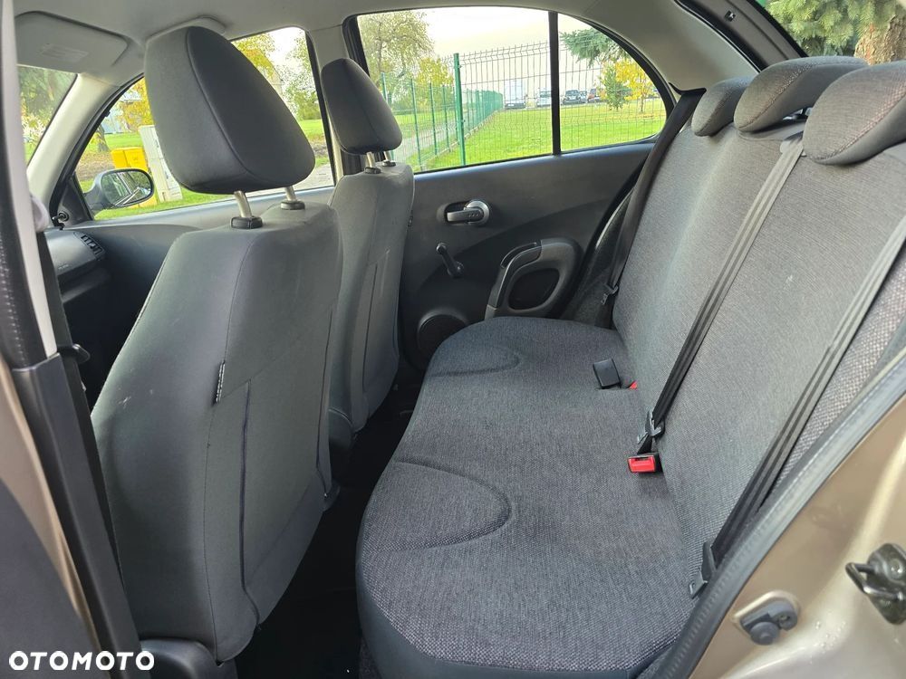 Nissan Micra 2006 photo 5