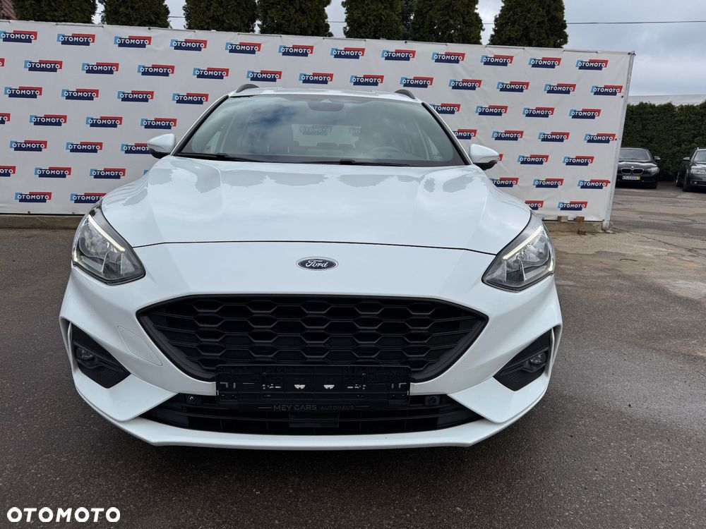 Ford Focus 1.5 EcoBlue Start-Stopp-System ST-LINE DESIGN - 9