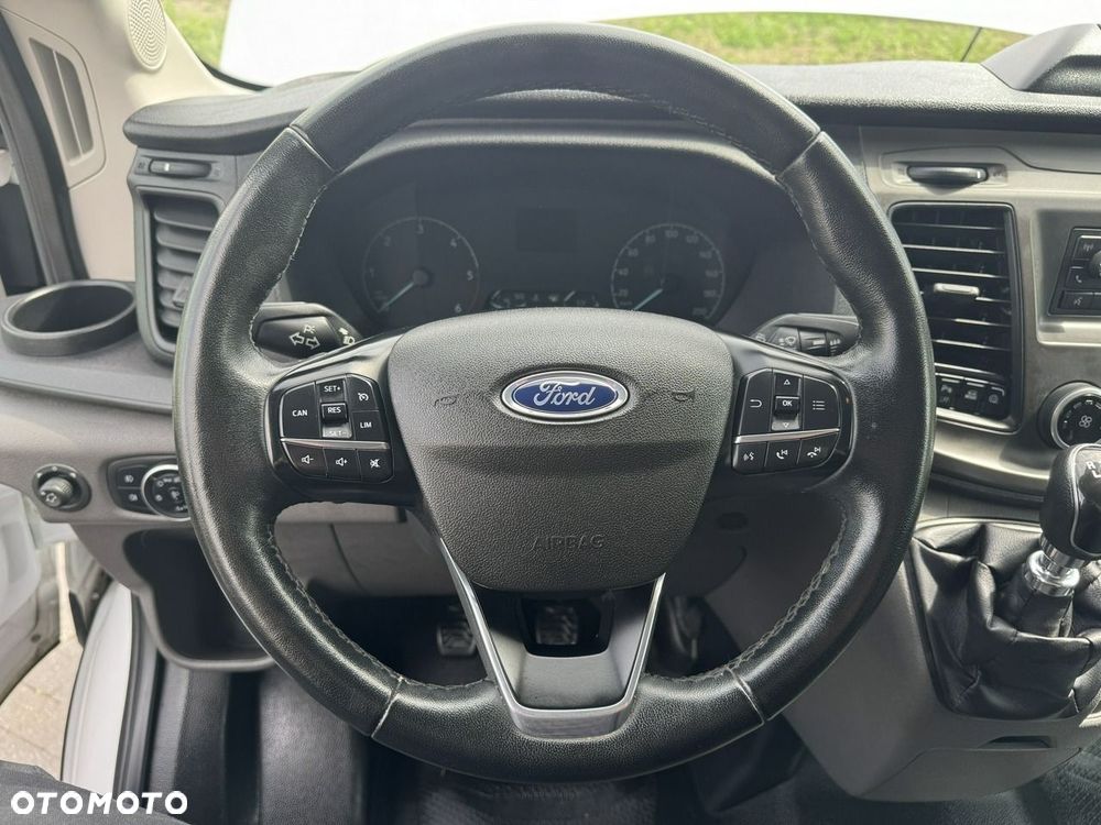 Ford Transit - 13
