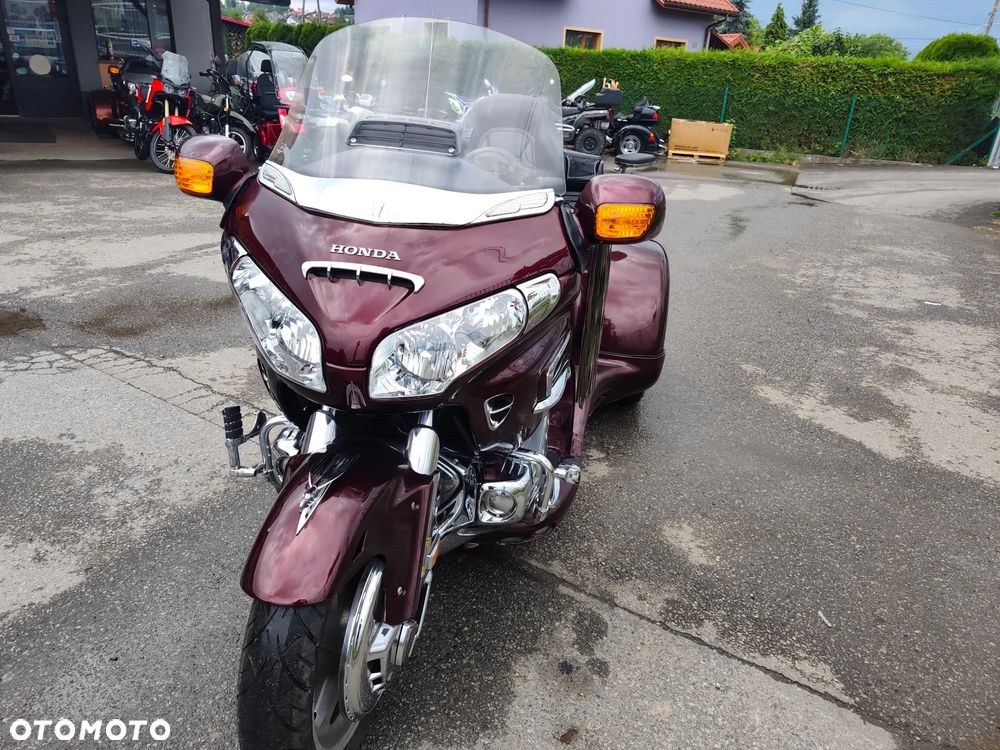Honda GL - 8