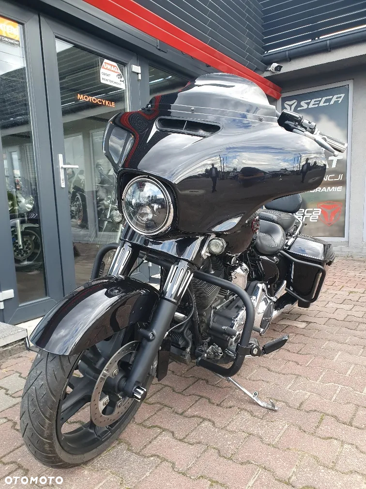 Harley-Davidson Touring Street Glide - 12