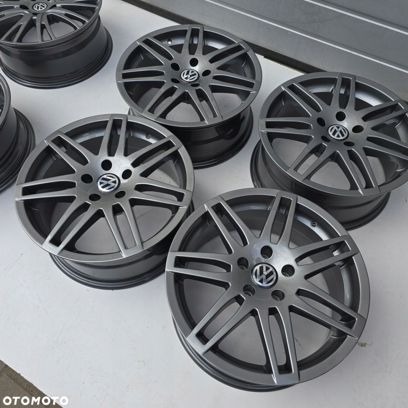 VW PASSAT B7 B8 CC TIGUAN I II ARTEON SHARAN 17 ET35 5x112 4X - 2