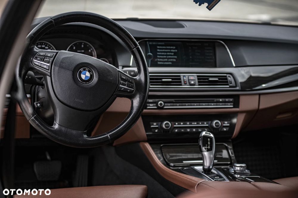 BMW Seria 5 - 29