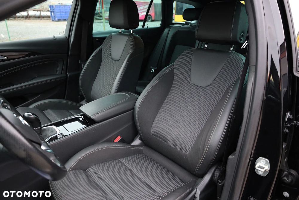 Opel Insignia 1.5 T GPF Innovation S&S - 26