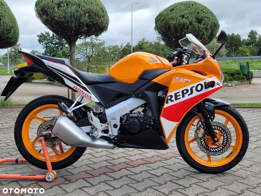 Honda CBR - 3