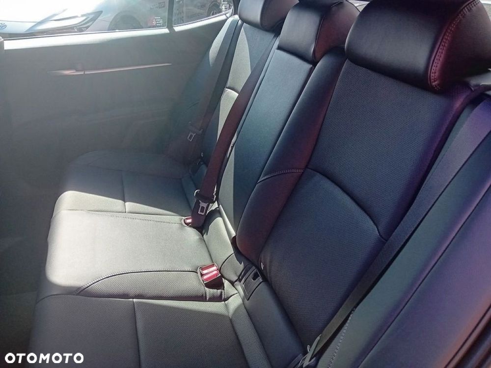 Toyota Camry 2.5 Hybrid Dynamic Force Prestige e-CVT - 12