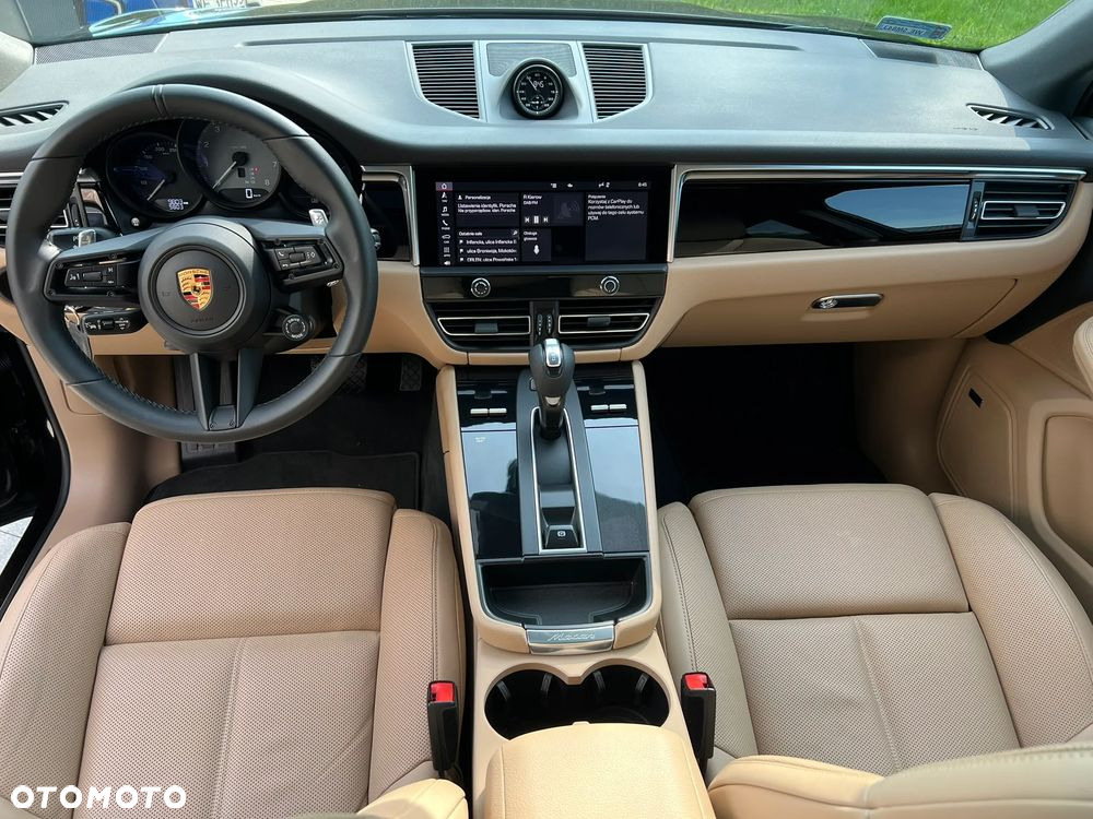 Porsche Macan - 4