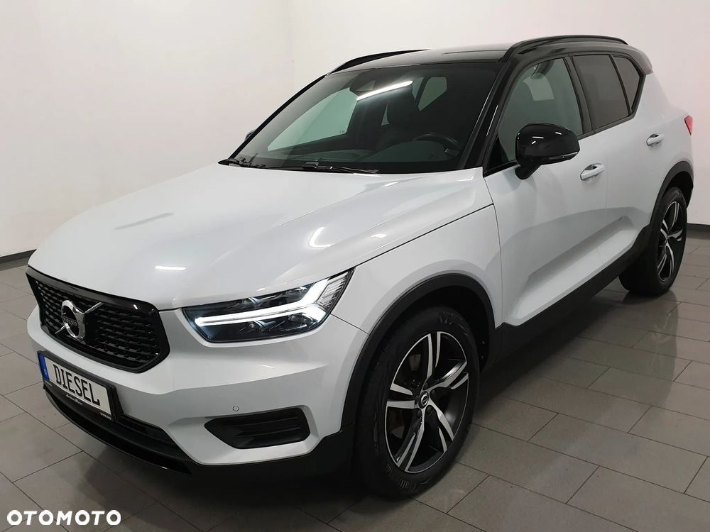 Volvo XC 40 D4 AWD R-Design - 1