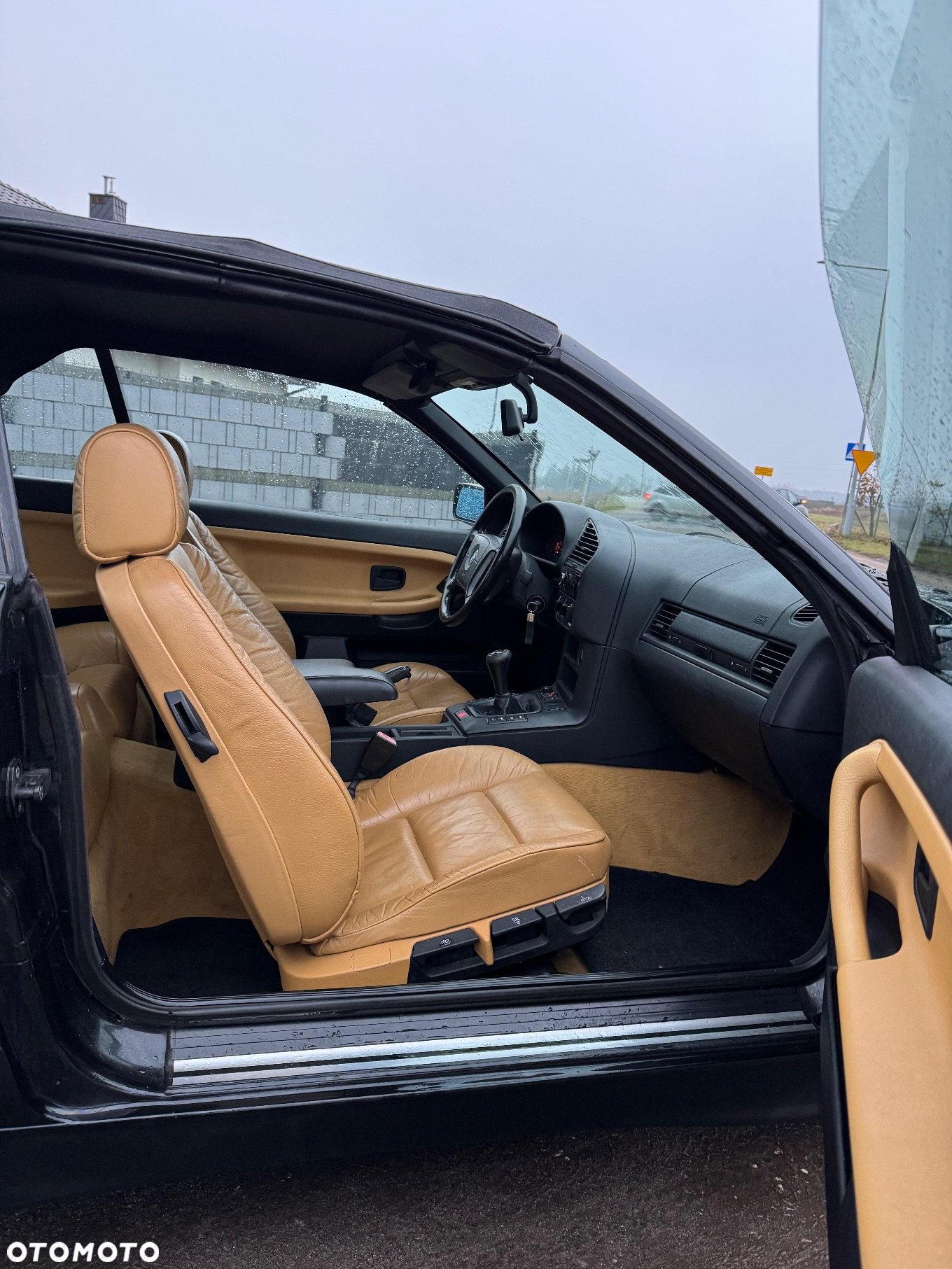 BMW Seria 3 318i Cabriolet - 20