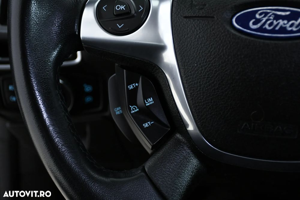 Ford Focus 1.6 TDCi DPF Start-Stopp-System Titanium - 24