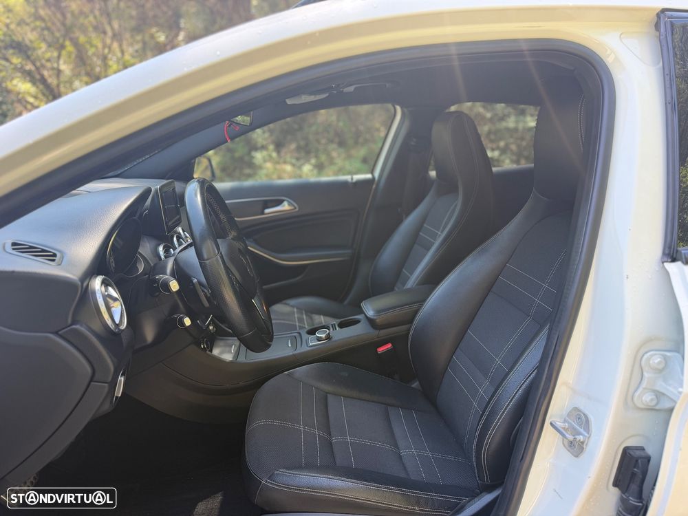 Mercedes-Benz GLA 220 CDi AMG Line - 9