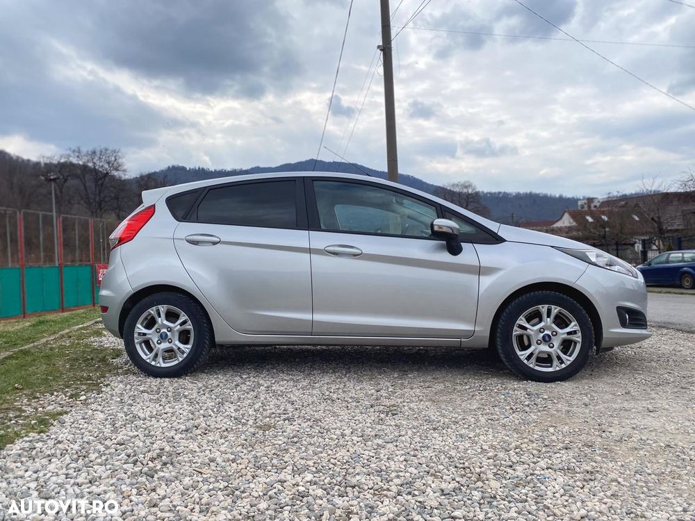Ford Fiesta - 7