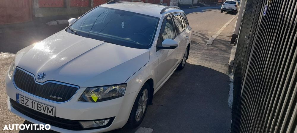 Skoda Octavia 1.6 TDI GREENLINE - 3