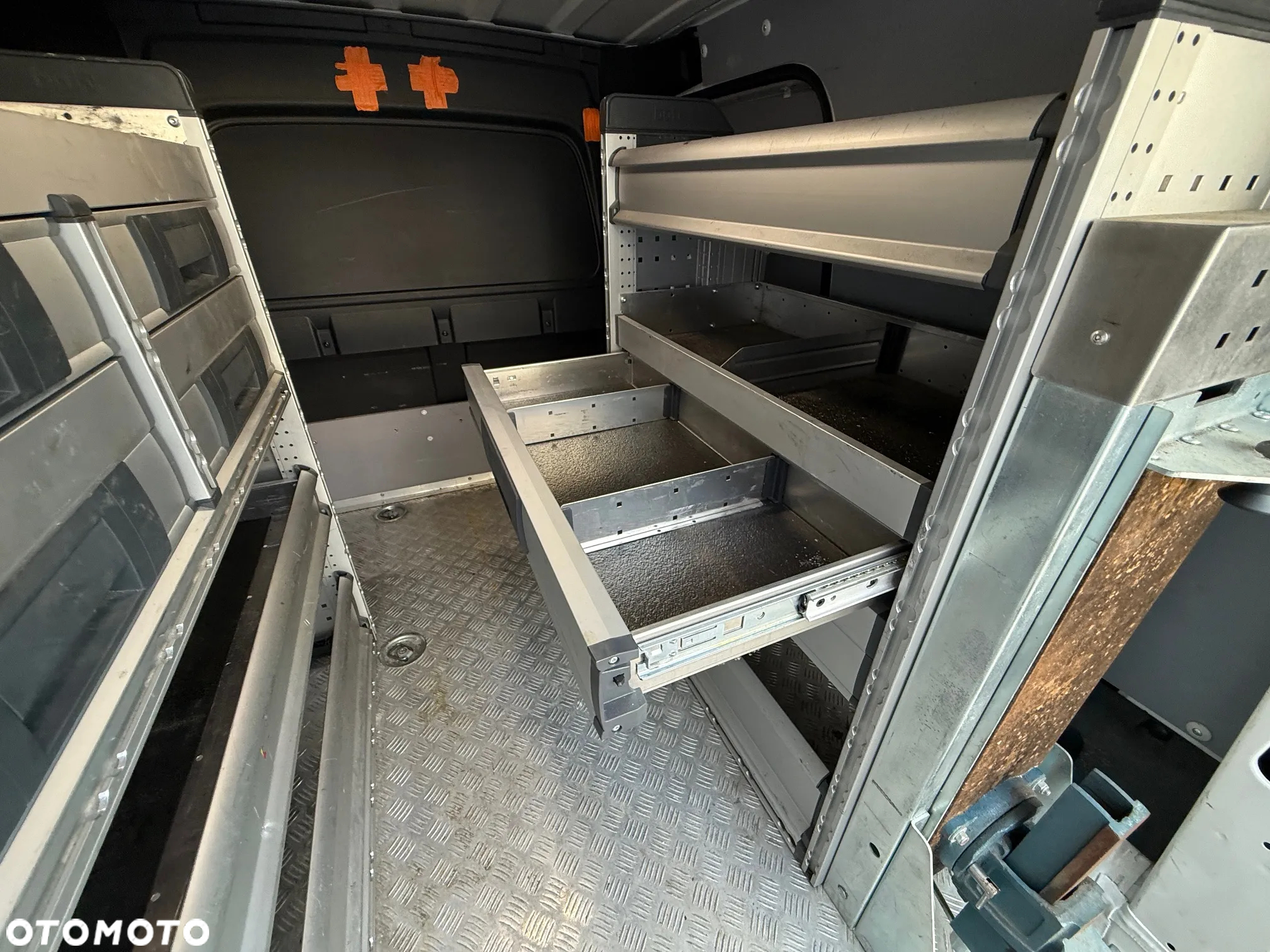 Volkswagen Caddy - 30