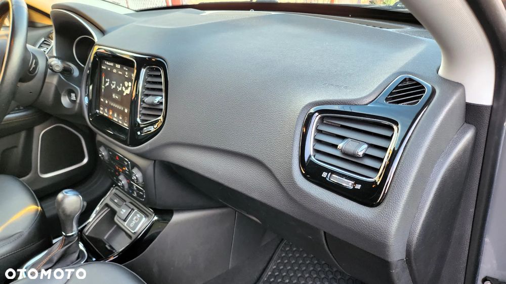Jeep Compass 1.3 T-GDI I4 Automatik Limited - 15