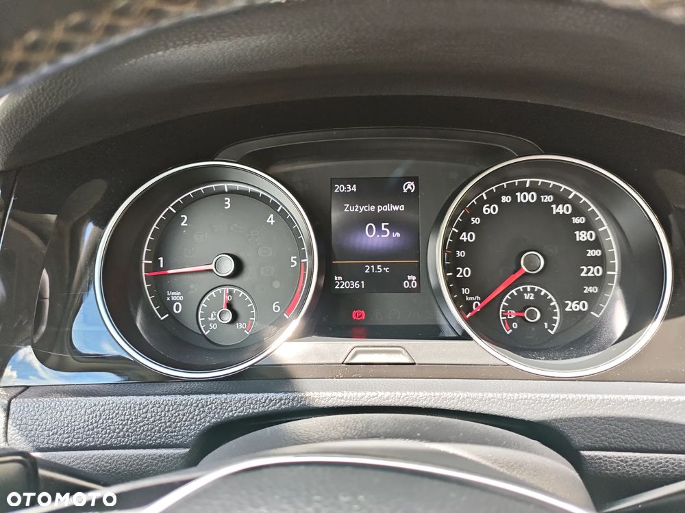 Volkswagen Golf 1.6 TDI BlueMotion Technology Cup - 26