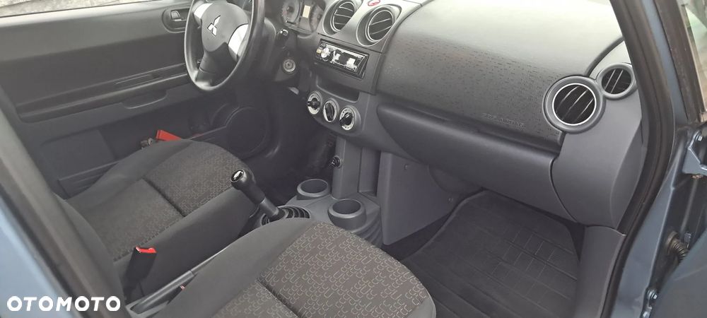 Mitsubishi Colt 1.1 Invite - 7