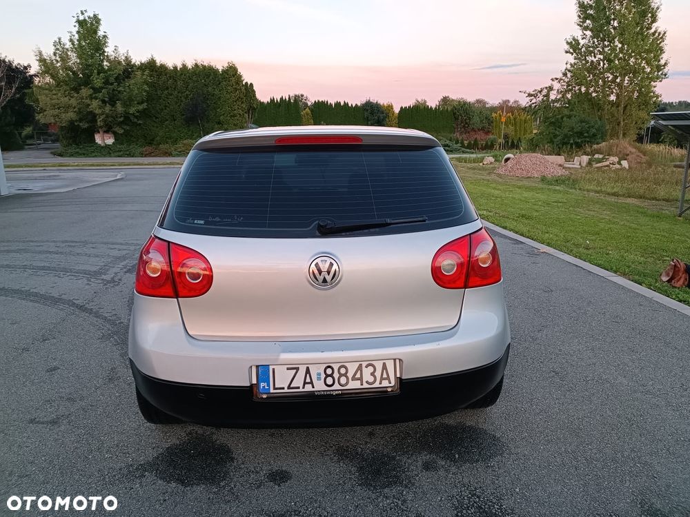 Volkswagen Golf 2.0 TDI Comfortline - 6