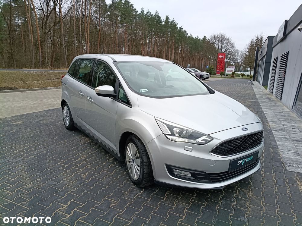 Ford Grand C-MAX - 3