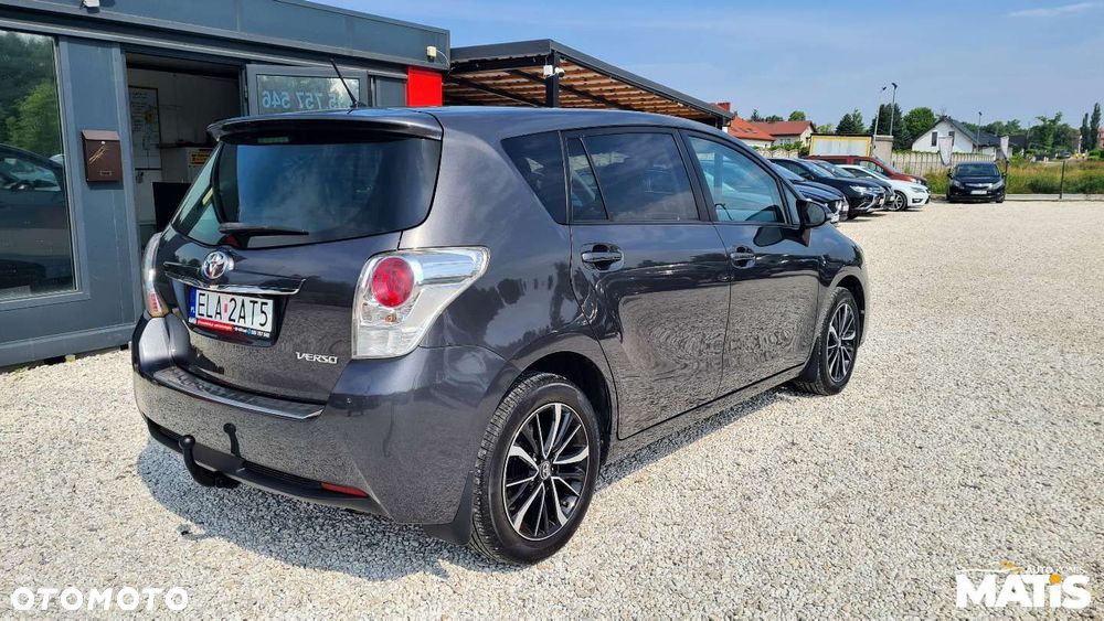 Toyota Verso - 25