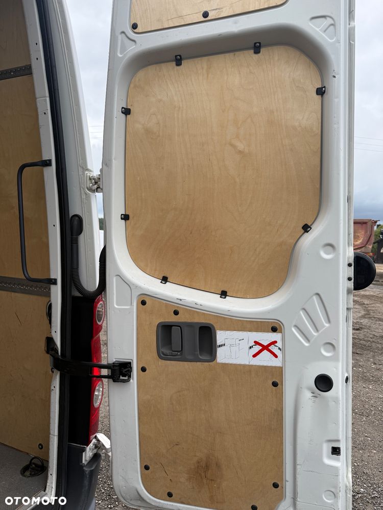 Volkswagen Crafter - 18